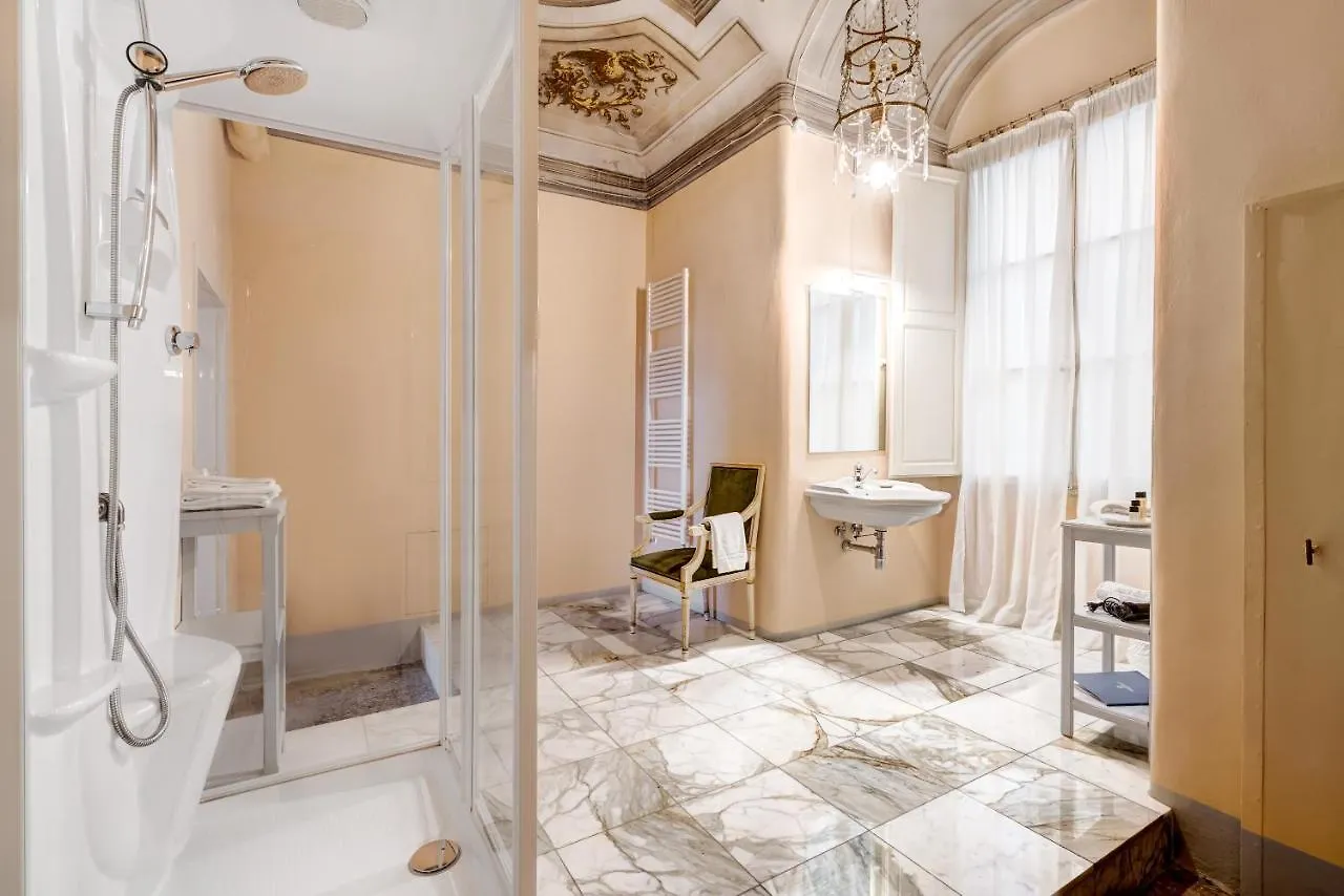 Palazzo D'Oltrarno - Residenza D'Epoca Bed and Breakfast Florence 3*,