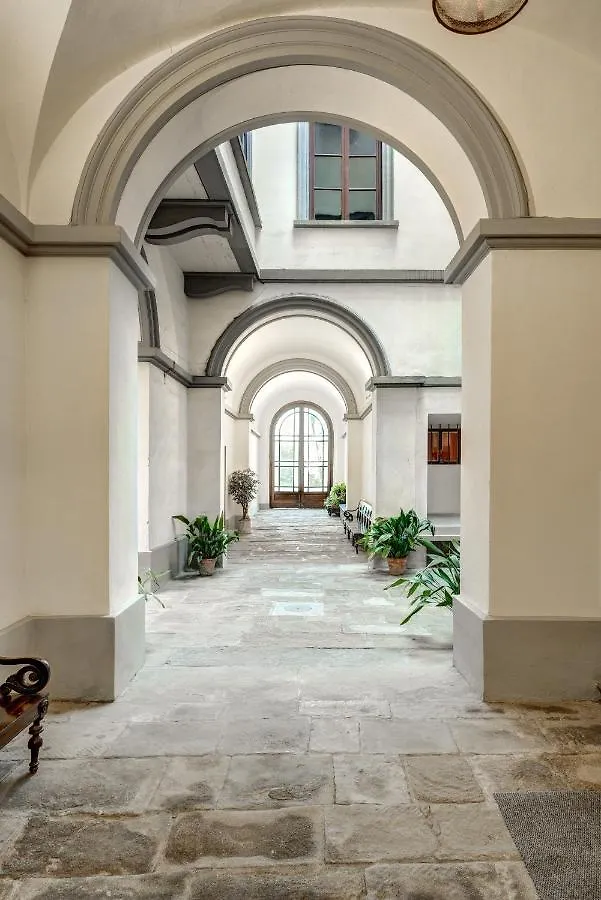 Bed & Breakfast Palazzo D'Oltrarno - Residenza D'Epoca Bed and Breakfast Florence