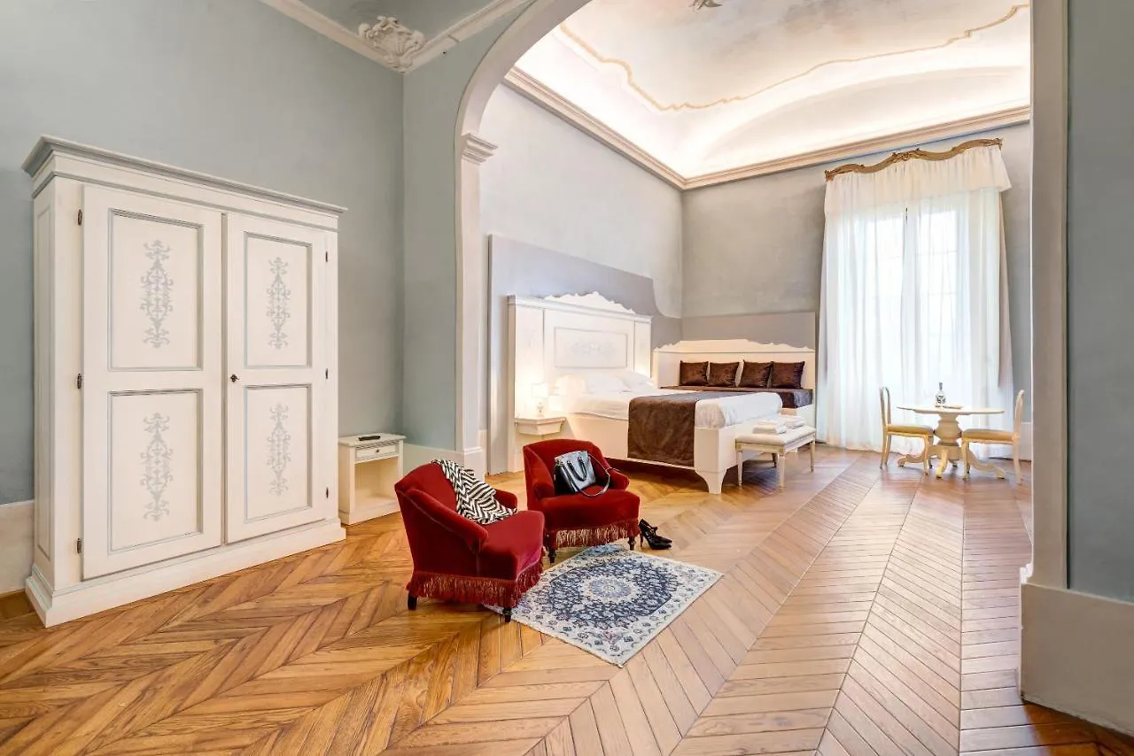 Palazzo D'Oltrarno - Residenza D'Epoca Bed and Breakfast Florence 3*,