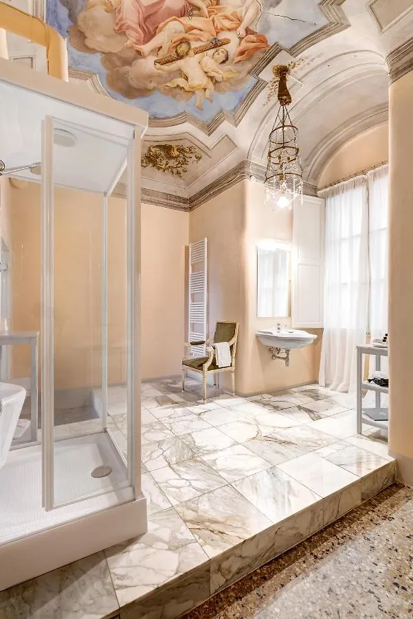 Bed & Breakfast Palazzo D'Oltrarno - Residenza D'Epoca Bed and Breakfast Florence
