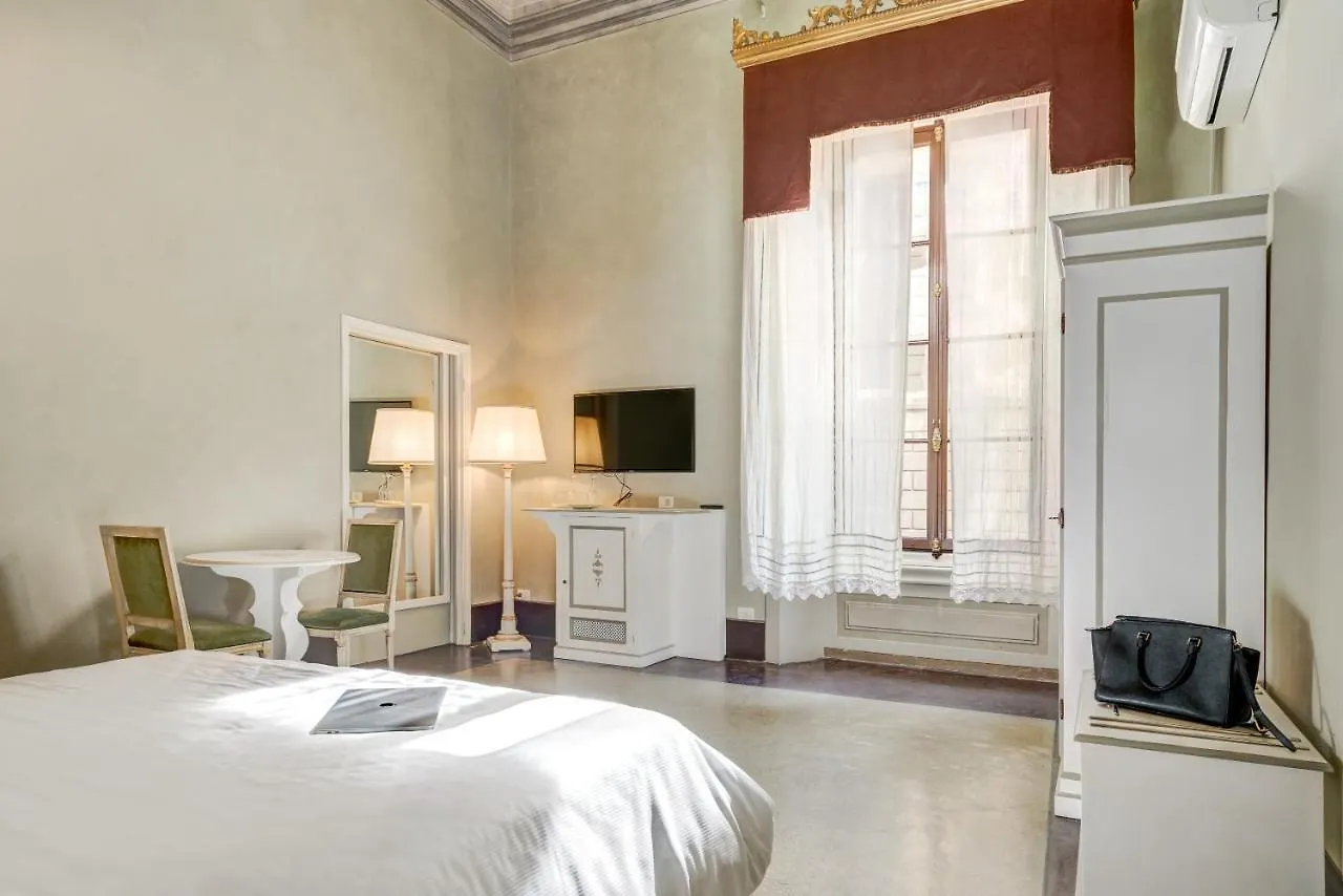 Palazzo D'Oltrarno - Residenza D'Epoca Bed and Breakfast Florence Bed & Breakfast