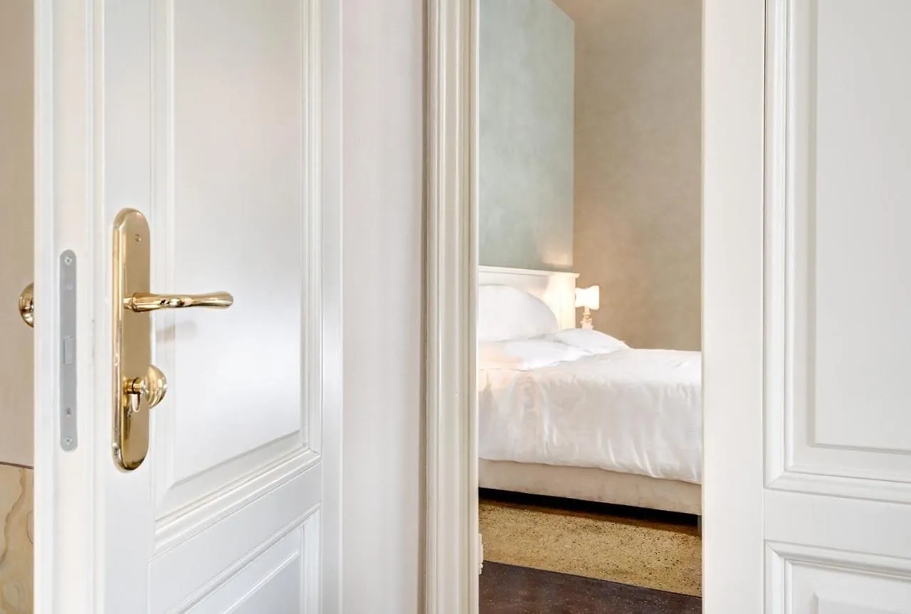 *** Bed & Breakfast Palazzo D'Oltrarno - Residenza D'Epoca Bed and Breakfast Florence Italië