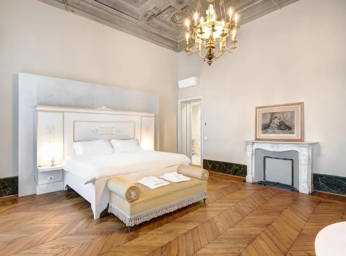 *** Bed & Breakfast Palazzo D'Oltrarno - Residenza D'Epoca Bed and Breakfast Florence Italië