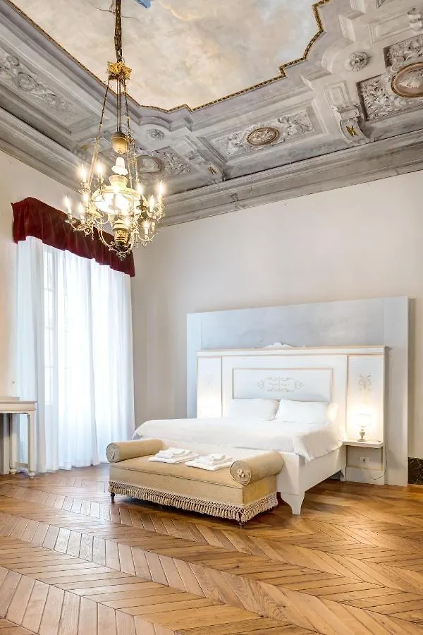Palazzo D'Oltrarno - Residenza D'Epoca Bed and Breakfast Florence Bed & Breakfast