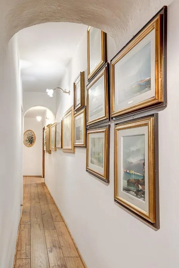 Palazzo D'Oltrarno - Residenza D'Epoca Bed & Breakfast Florence Italy