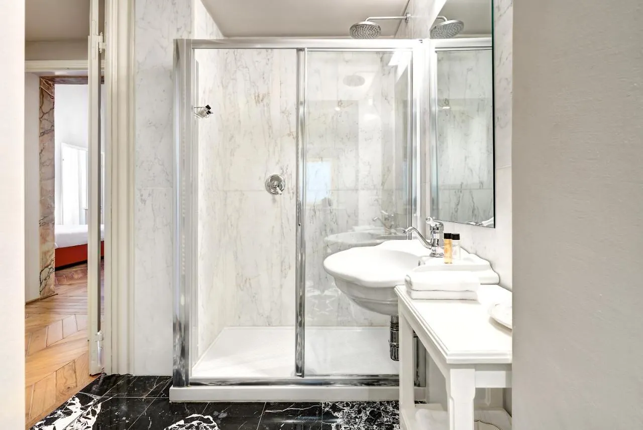 ***  Palazzo D'Oltrarno - Residenza D'Epoca Bed & Breakfast Florence Italy
