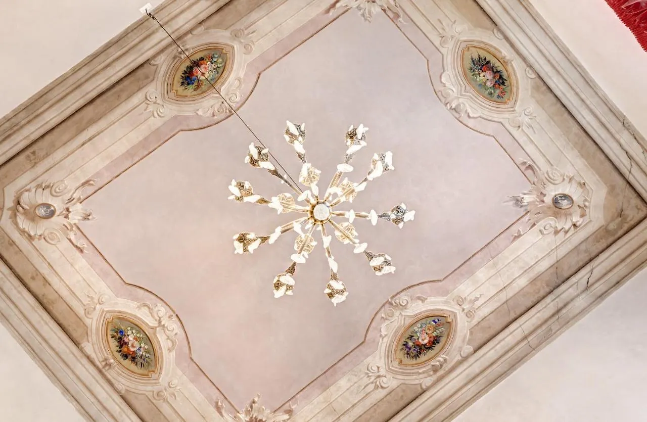 Palazzo D'Oltrarno - Residenza D'Epoca Bed & Breakfast Florence