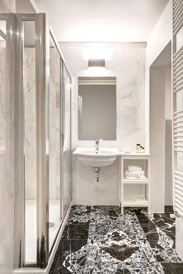 ***  Palazzo D'Oltrarno - Residenza D'Epoca Bed & Breakfast Florence Italy